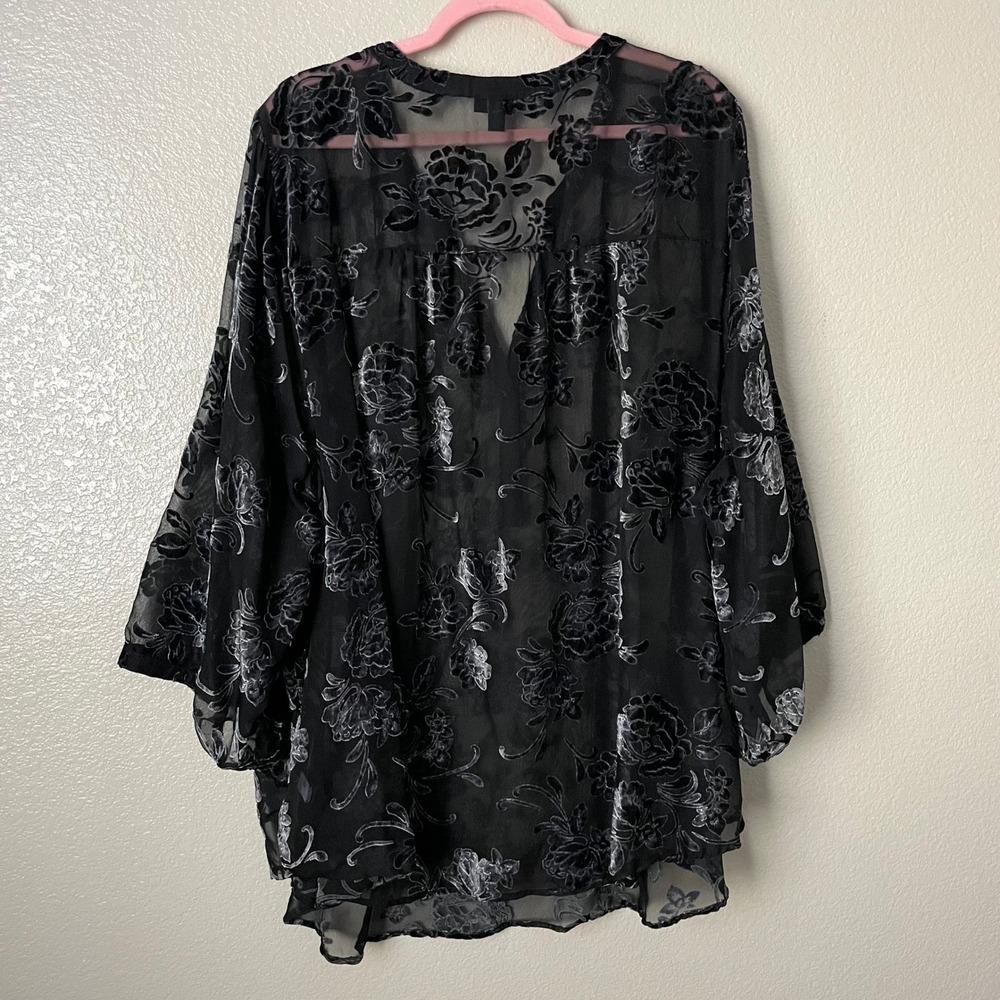 Torrid Top Womens 5 5X Black Velvet Burnout Floral Sheer Tunic Whimsigoth Vamp - Picture 9 of 12